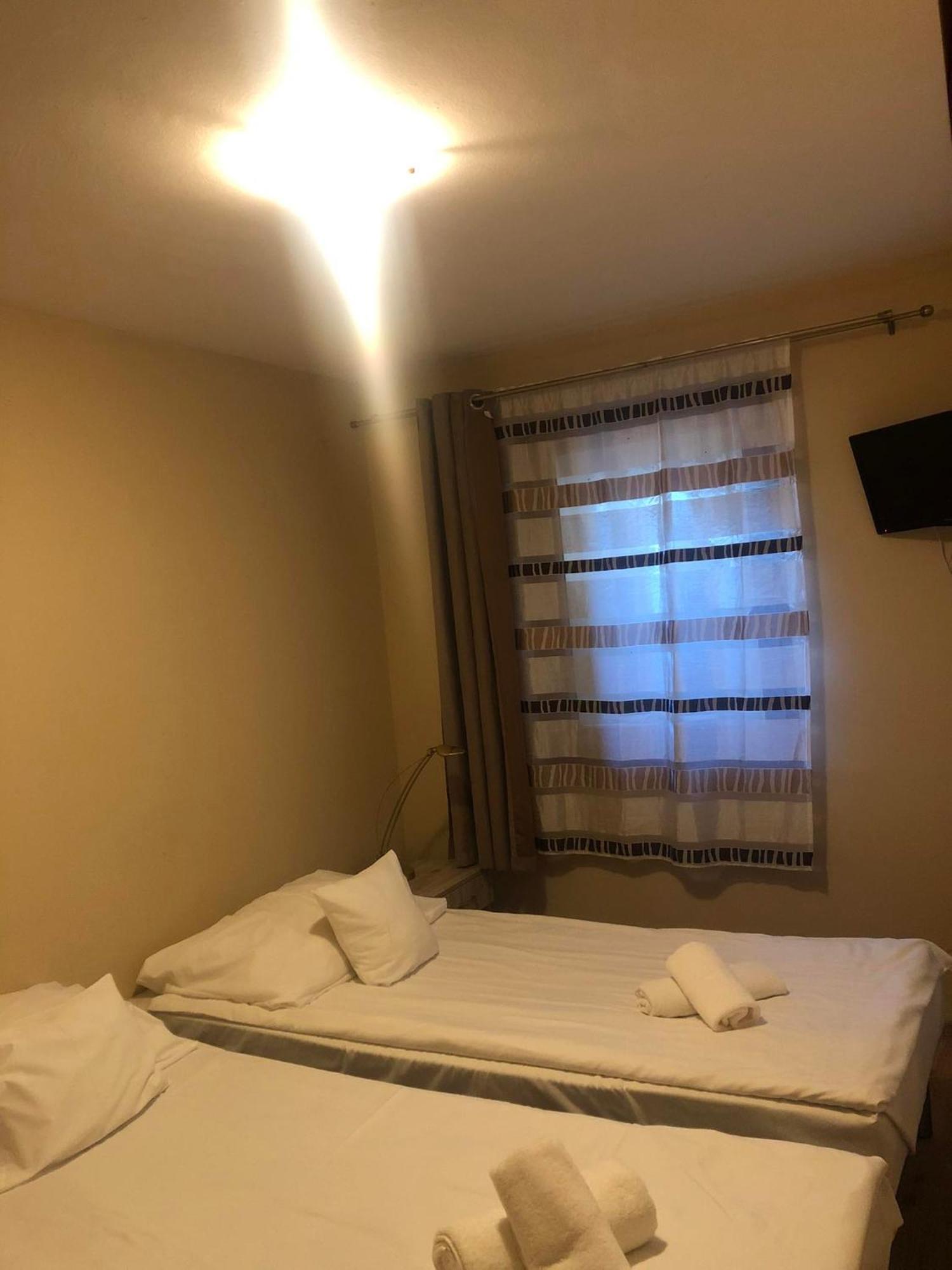 Kenguru Panzió Hódmezővásárhely Exterior foto