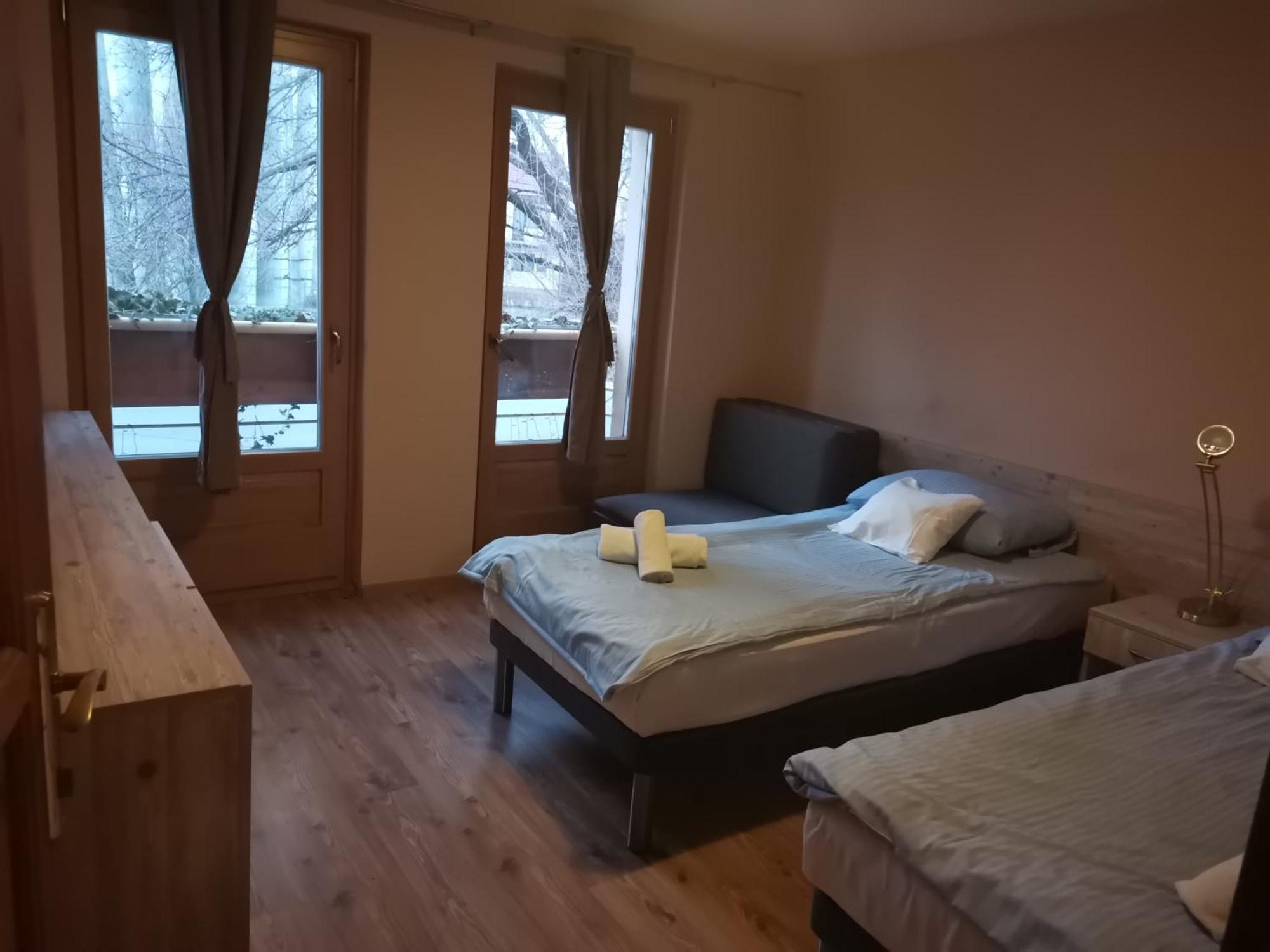 Kenguru Panzió Hódmezővásárhely Exterior foto
